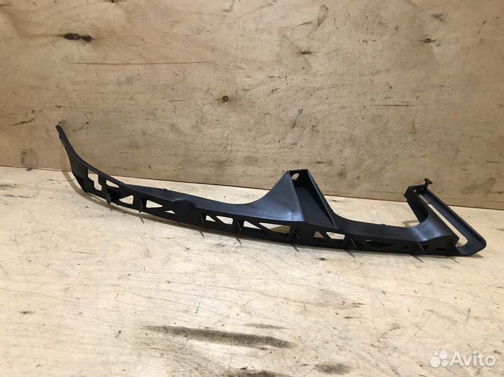 Кронштейн фары прав. перед. Mazda 6