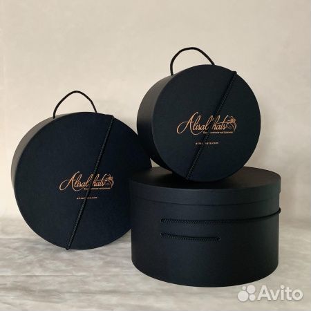 Коробка шляпная 50*20 с ручкой