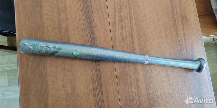 Бейсбольная бита