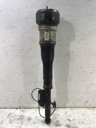 Пневмоамортизатор задний правый