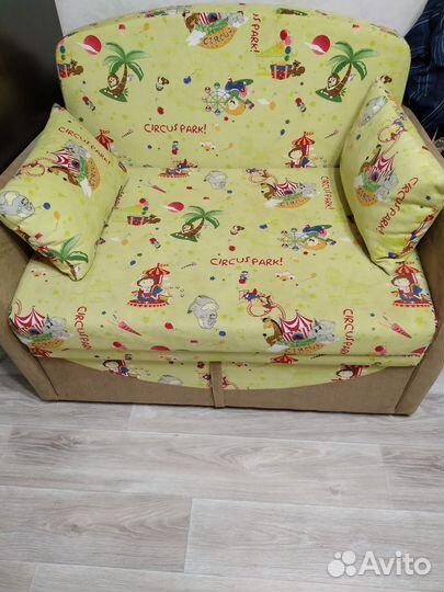 Детский диван бу