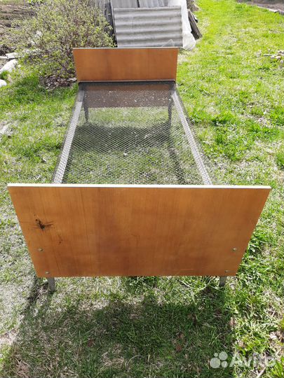 Кровать с панцирной сеткой