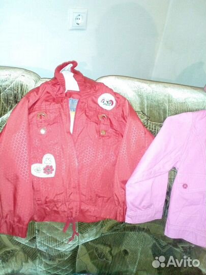 Куртки для девочек 3-4 г