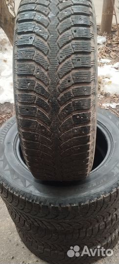 Bridgestone Blizzak MZ-03 235/65 R17