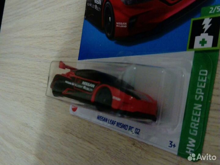 Коллекционная модель Nissan Leaf Nismo Hot Wheels