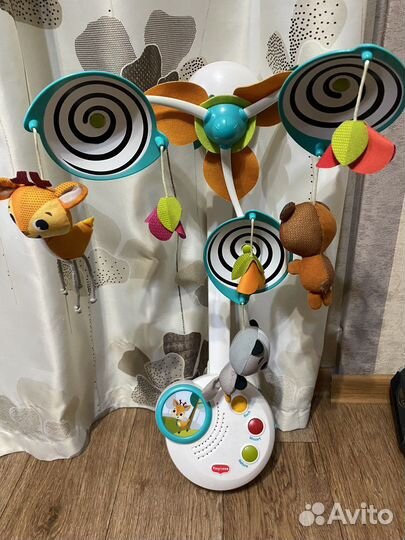 Мобиль на кроватку Tiny Love