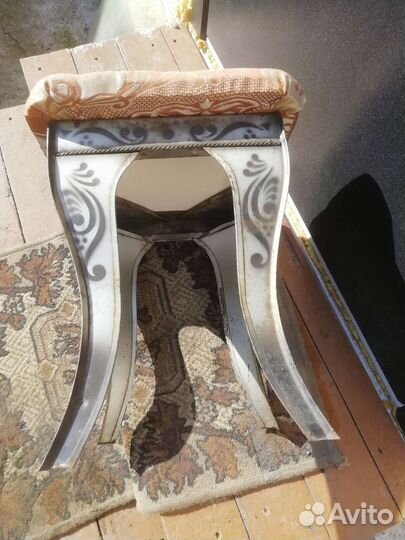 Табурет(пуфик) СССР железный