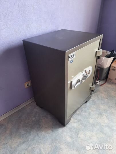 Сейф для документов бу