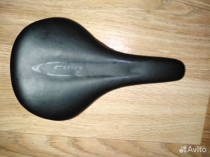 Седло велосипедное