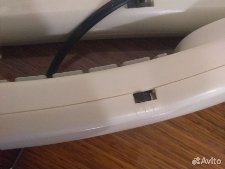 Телефон проводной