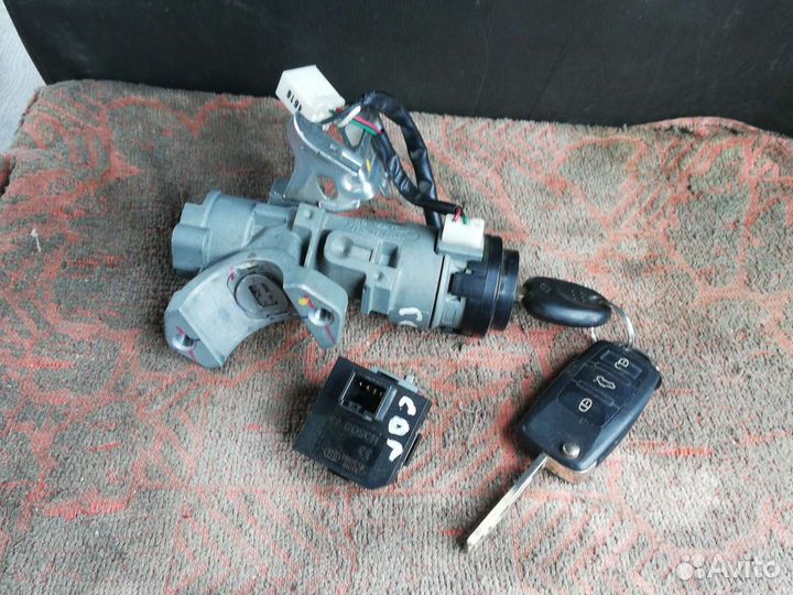 Замок зажигания Хендай Солярис