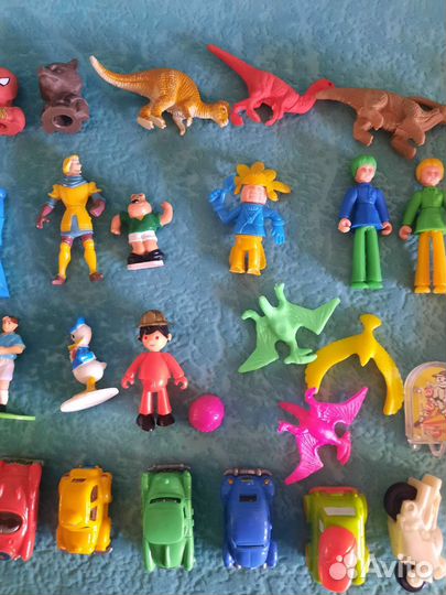 Игрушки из киндера пакетом