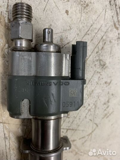 Форсунка топлевная BMW 525Xi