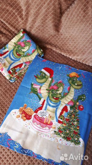 Вафельное полотенце с символом года 2024 Дракон