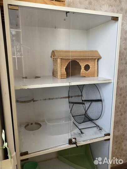 Стеллаж, ветрина, клетка для шиншиллы