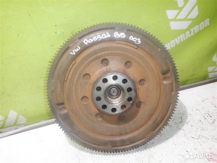 Маховик Фольксваген Пассат Б5