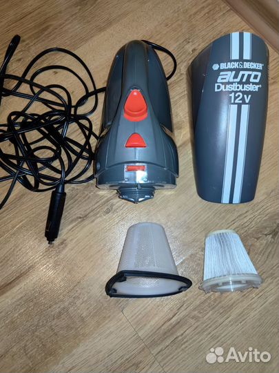 Автомобильный пылесос Black&Decker Dustbuster