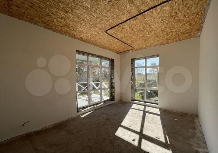 Дом 100 м² на участке 5,5 сот.