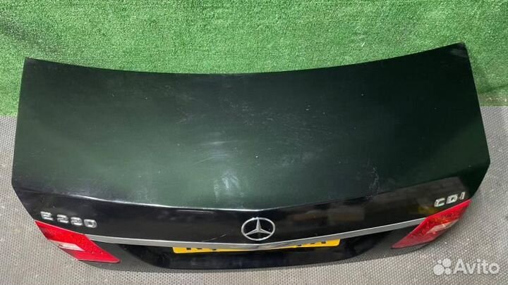 Крышка багажника Mercedes-Benz E212 / W212