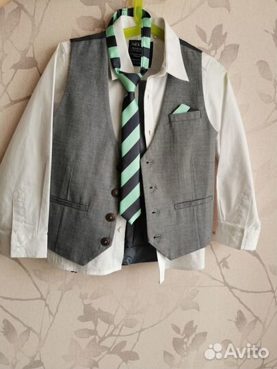 Костюм Next 4-5 лет