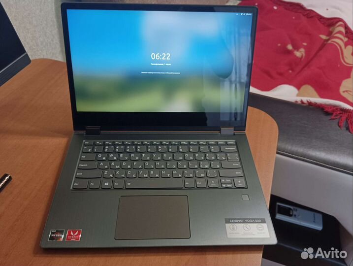 Ноутбук lenovo yoga