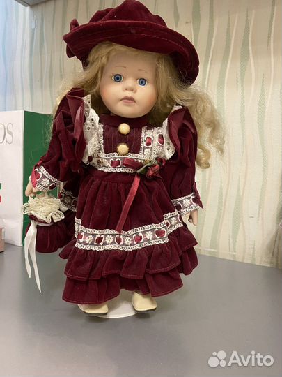 Фарфоровые коллекционные куклы