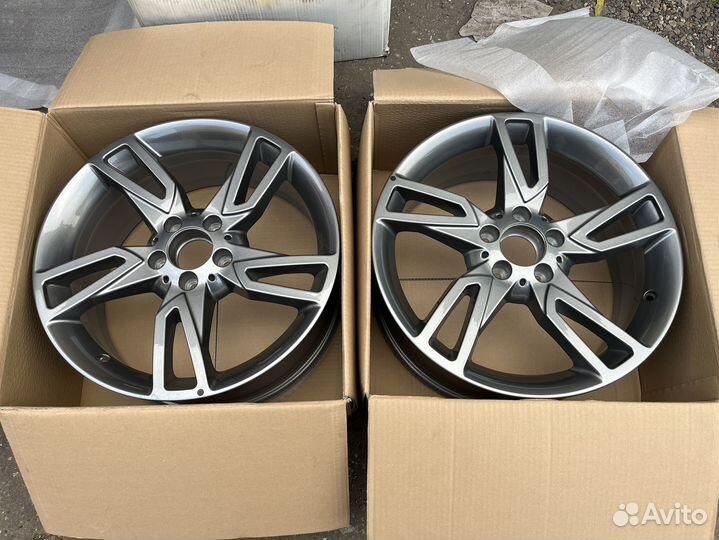 Оригинальные диски R18 от Mercedes C W204