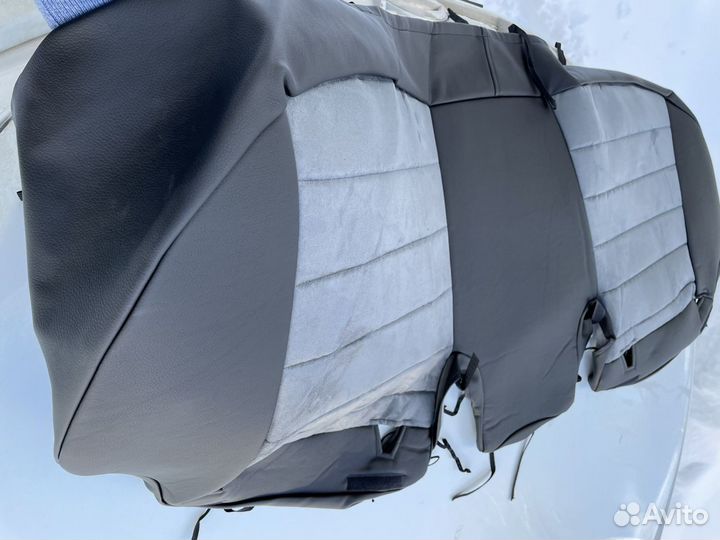 Чехол заднего сиденья на Субару Форестер 3