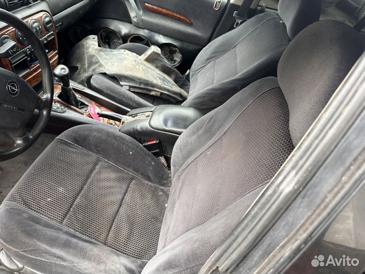 Разбор Opel Omega B, 2.0 X20XEV, АКПП 1998 г.в