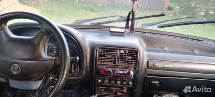 ГАЗ 31105 Волга 2.3 МТ, 2004, 280 000 км