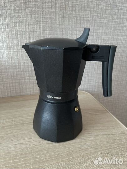 Гейзерная кофеварка rondell