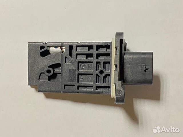 Расходомер воздуха Chrysler 200 2015 68144197AA