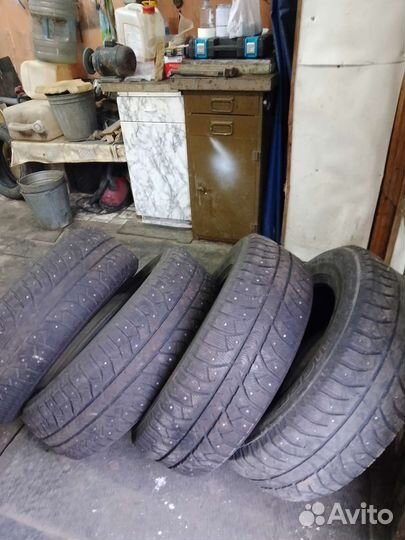 Bridgestone Ice Cruiser 5000 235/65 R17