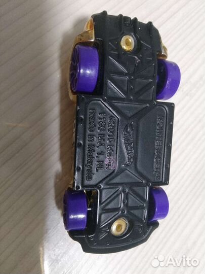 Машинка hotwheels