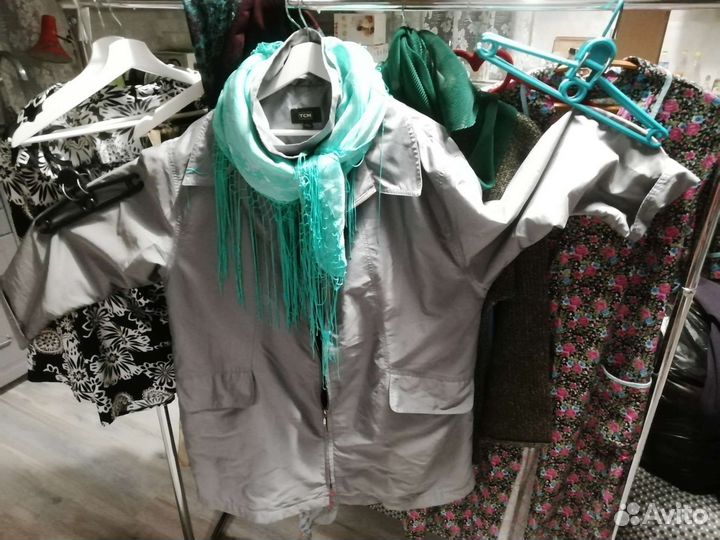 Свитер блужа женские 56 раз. Пакетом