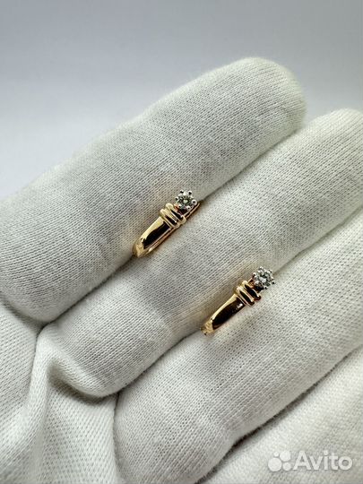 Золотые серьги с бриллиантами