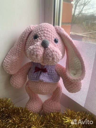 Зайцы из плюшевой пряжи