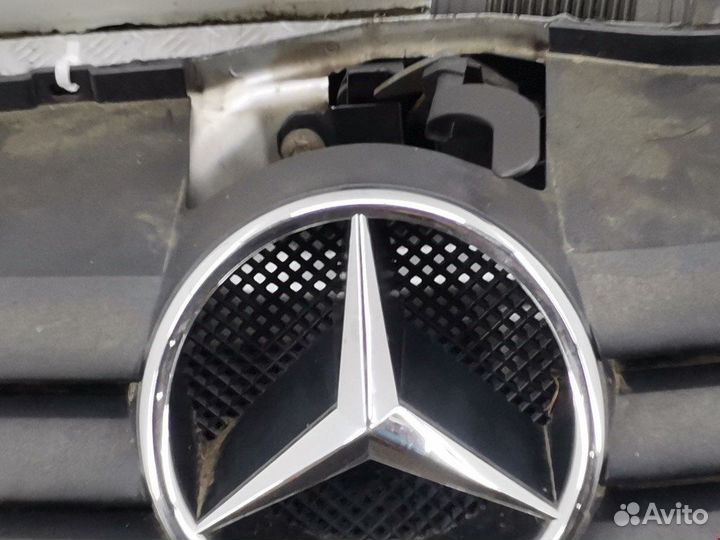 Бампер (ноускат) для mercedes-benz Vaneo