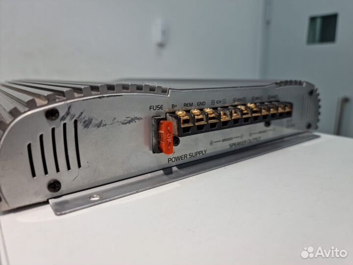 Усилитель, Magnat Xcite 561