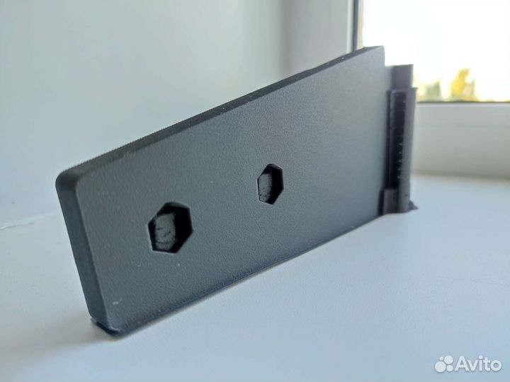 Петли двери экскаватора Volvo BL71