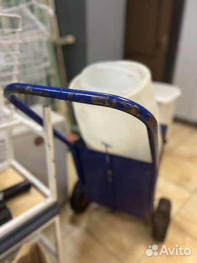 Тележка-дозатор для сыпучих