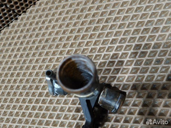 Горловина радиатора Toyota Sienta NCP81 1nzfe 2010