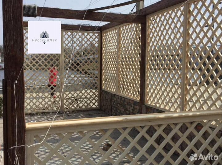 Шпалера деревянная