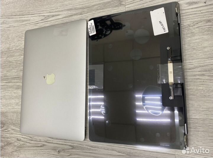 Дисплеи MacBook Pro 13 A1706 A1708
