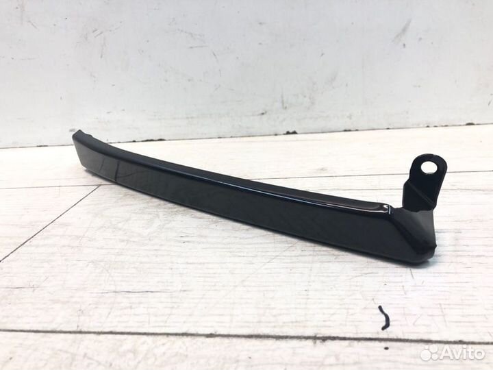 Ресничка правая Mercedes Sprinter W901