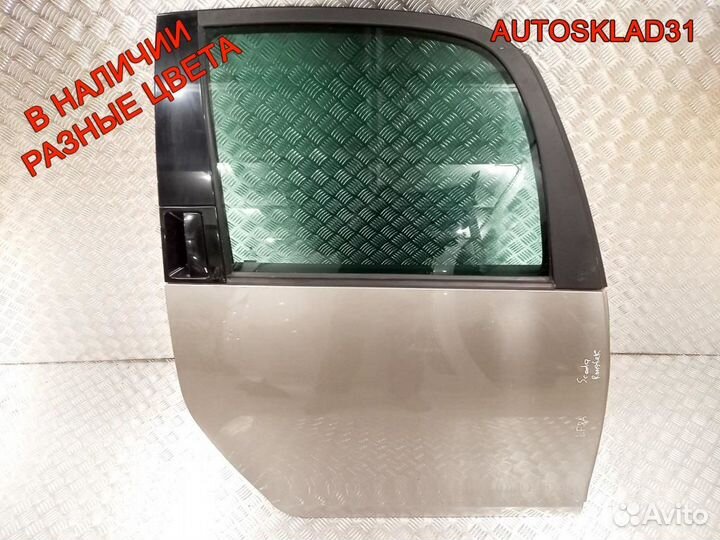 Дверь задняя правая Skoda Roomster 5J7833056