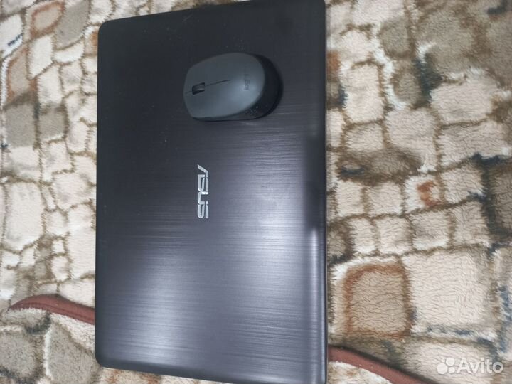 Ноутбук Asus x541s