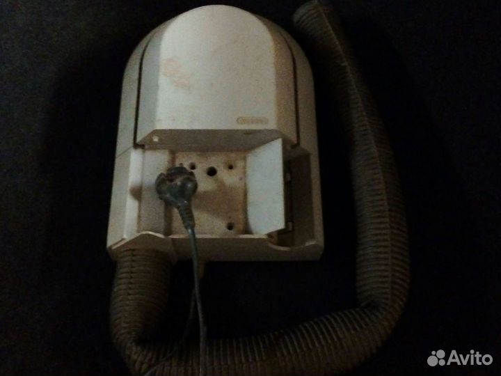 Фен настенный