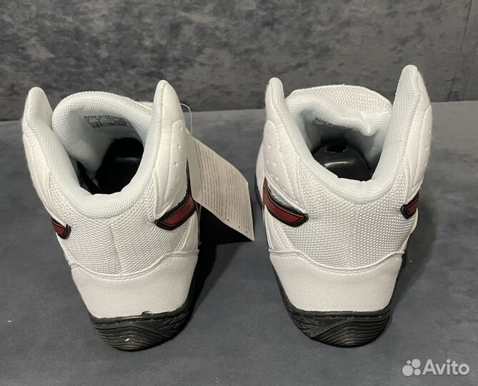 Борцовки asics новинка