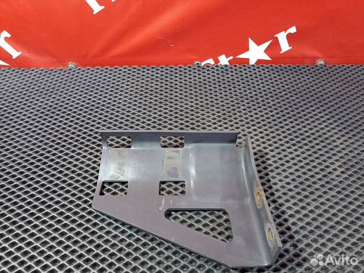 Кронштейн ресивера левый Renault T, Volvo FH